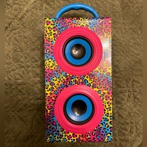 Lisa Frank Bluetooth Speaker Hunter